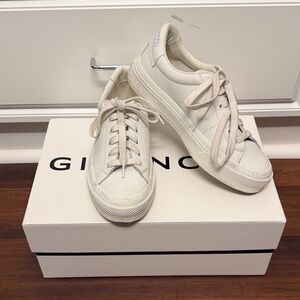 Women’s Givenchy Sneakers